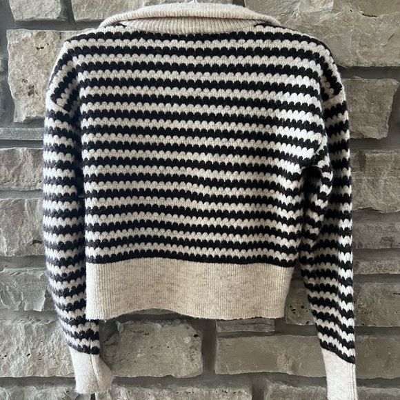 RD Style striped zip cardigan. - Picture 6 of 7